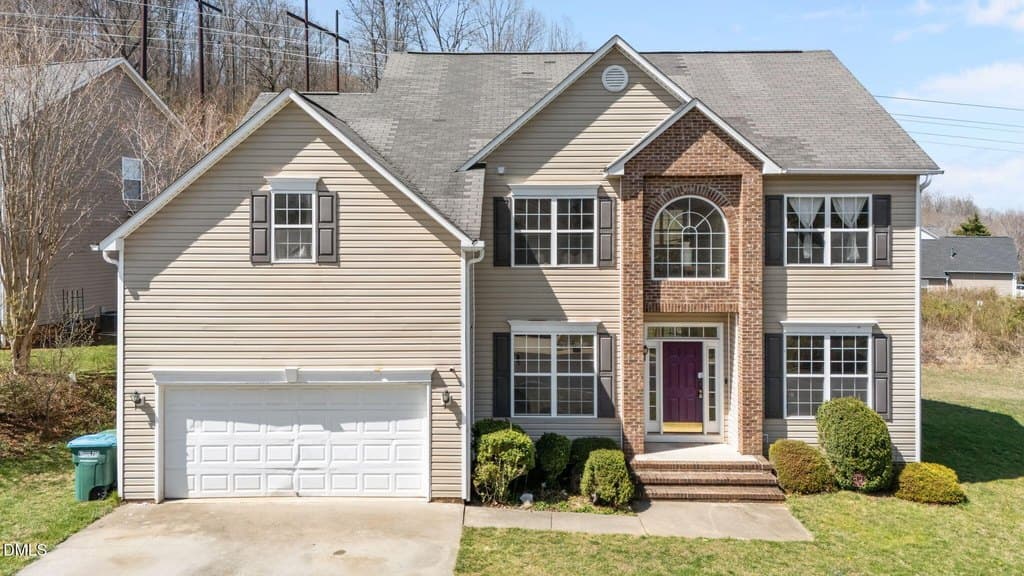 21 Groton Way, Asheville