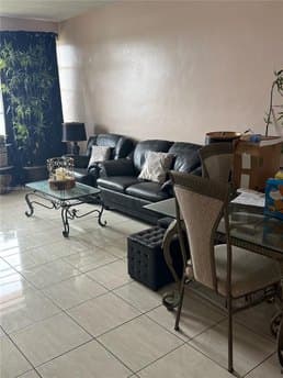 18555 NE 14th Ave Apt 715