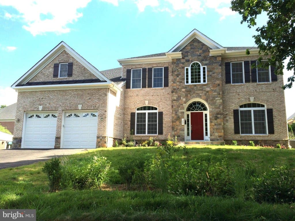 7205 Enterprise Ave