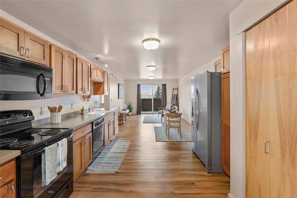 228 S Cottonwood Rd Unit 207, Bozeman