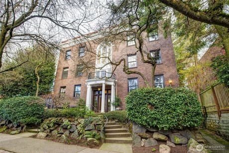 1120 17th Ave Apt 204