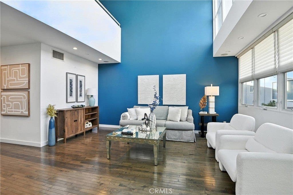 2203 3rd St Apt 1, Santa Monica