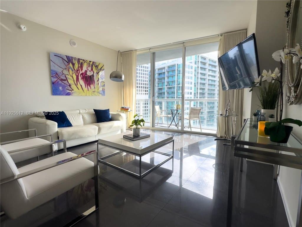 485 Brickell Ave Apt 3307