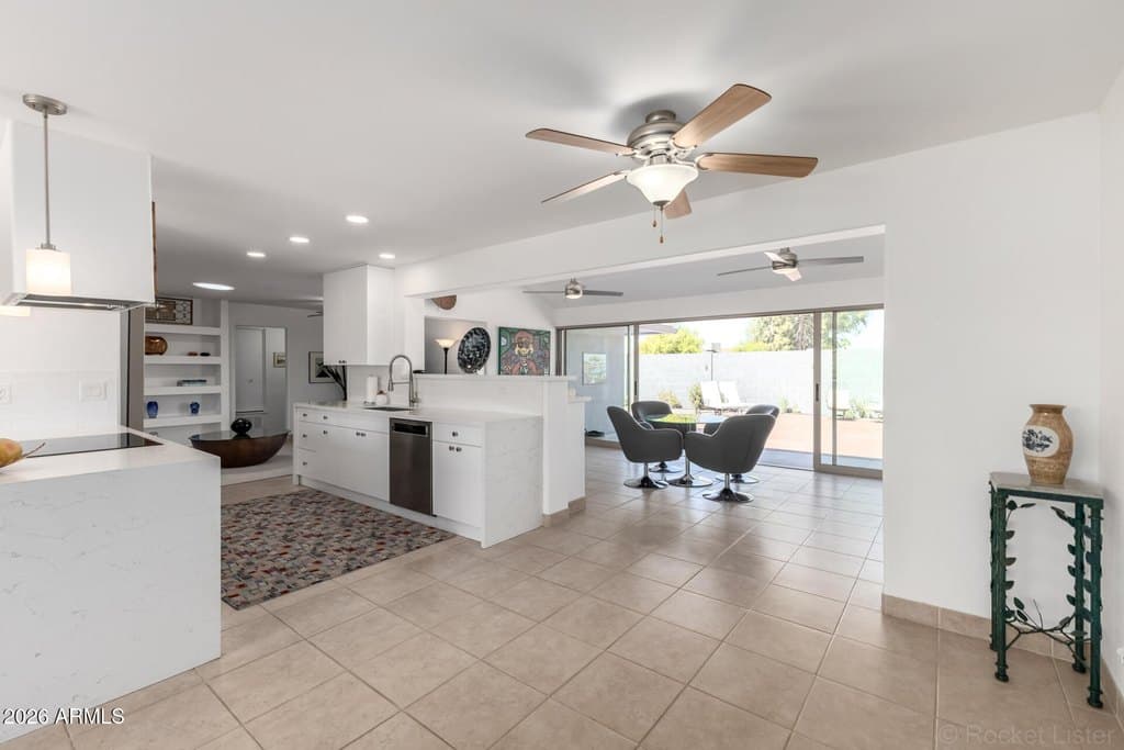 644 E LA Jolla Dr, Tempe