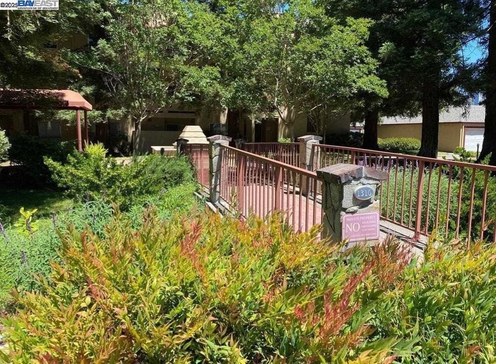 1310 Walden Rd Apt 11, Walnut Creek