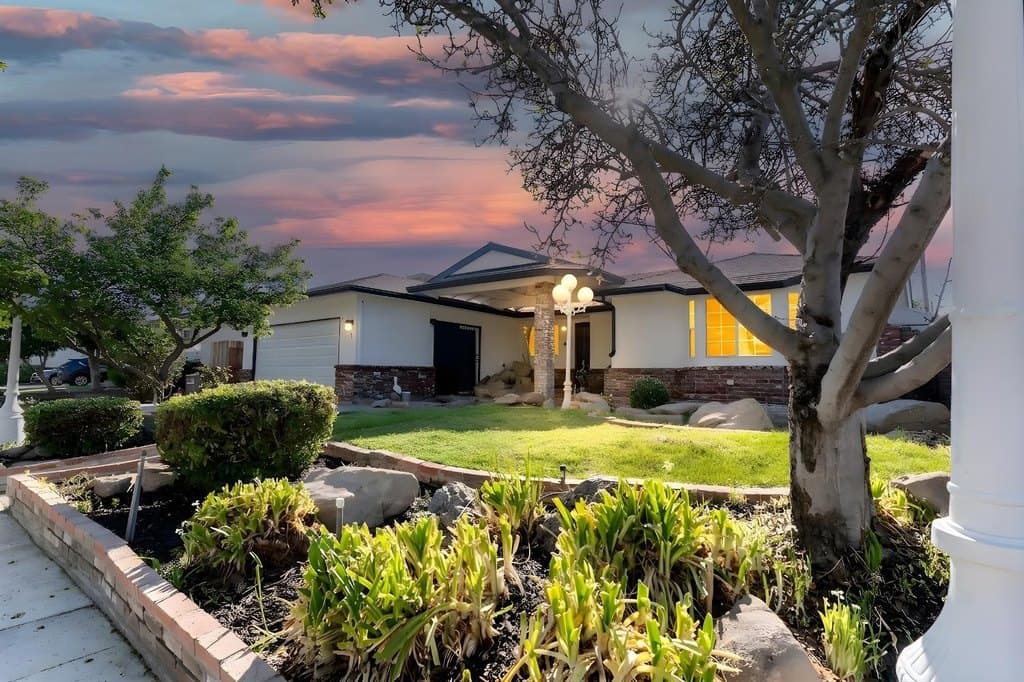 5761 N Orchard St, Fresno