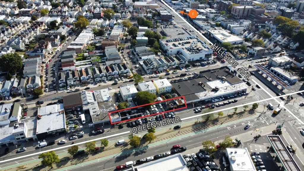 139-43 Queens Blvd
