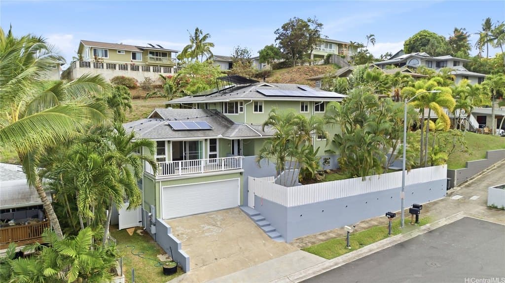 1386 Nanialii St, Kailua
