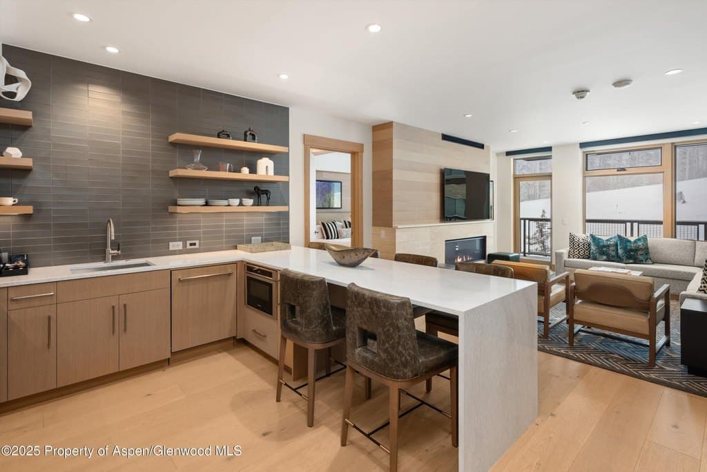 130 Wood Rd Unit 353-355, Snowmass Village