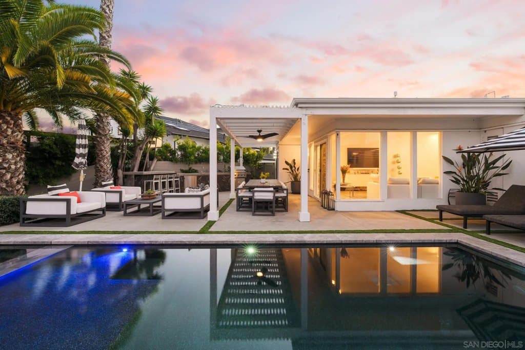 7026 Estrella De Mar Rd, Carlsbad