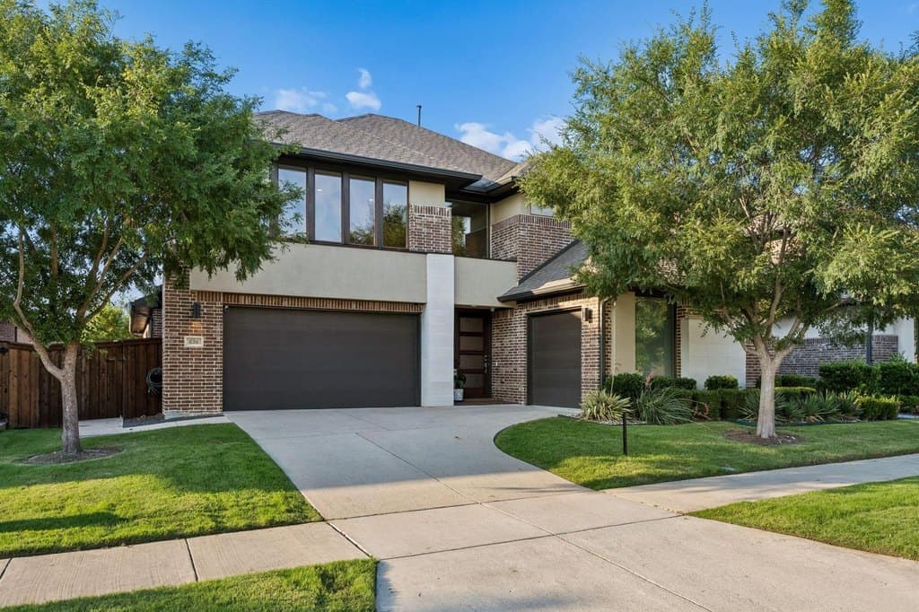 636 Benalla Dr, Frisco