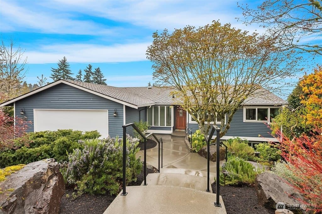 4837 155th Ave SE, Bellevue