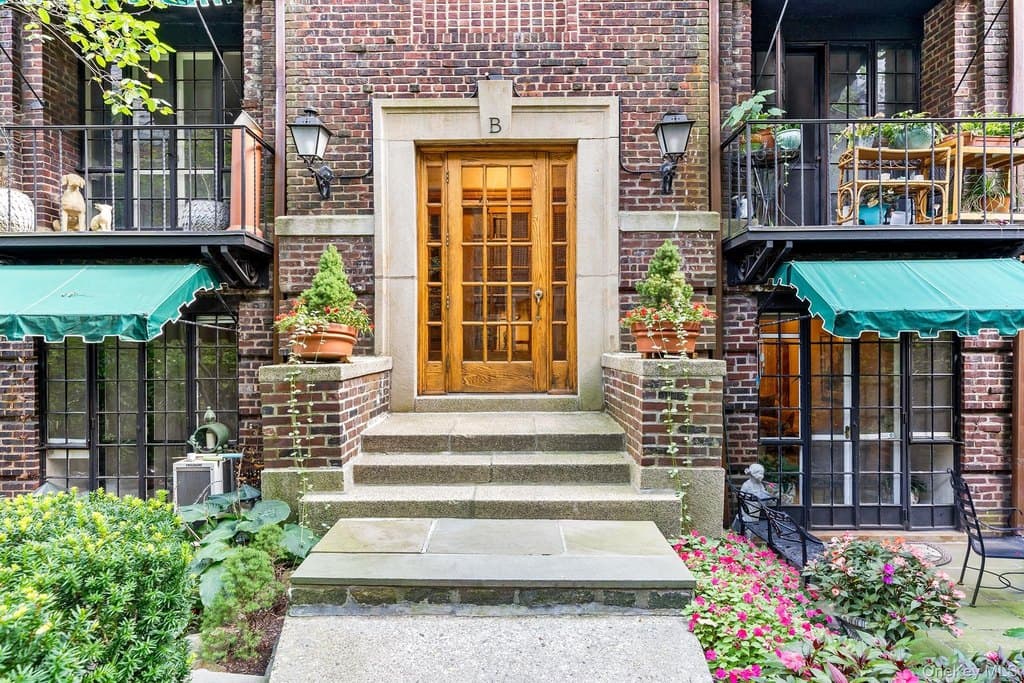 20 N Broadway Apt B306, White Plains