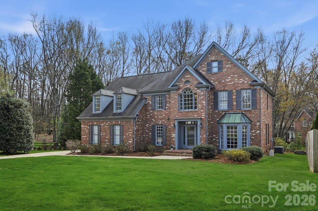 10116 Compton Ln, Huntersville