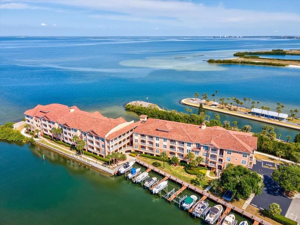 5000 Culbreath Key Way Unit 9-215, Tampa
