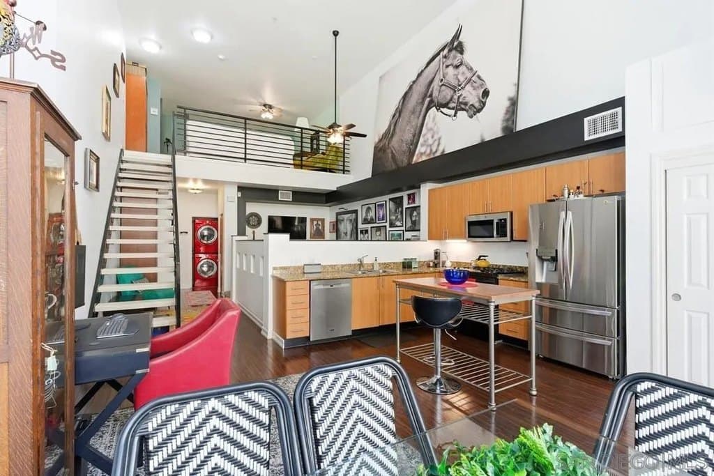 1480 Broadway Unit 2609