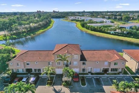 174 Riviera Cir Unit 27-4