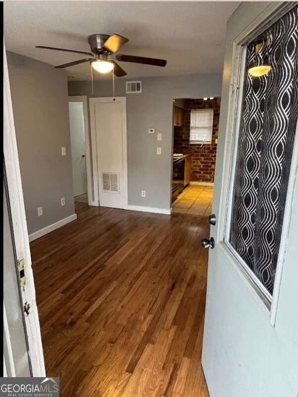 561 Formwalt St SW Unit 5