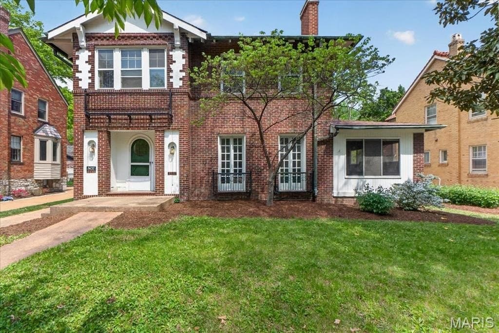 7437 Somerset Ave, Clayton