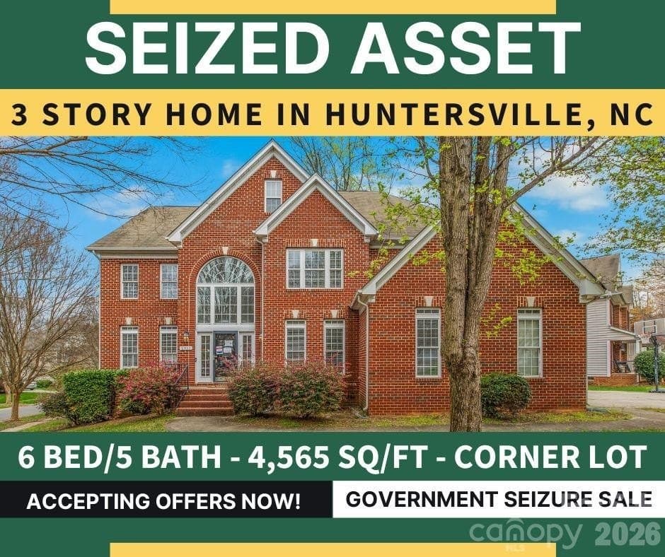 9333 Standerwick Ln, Huntersville