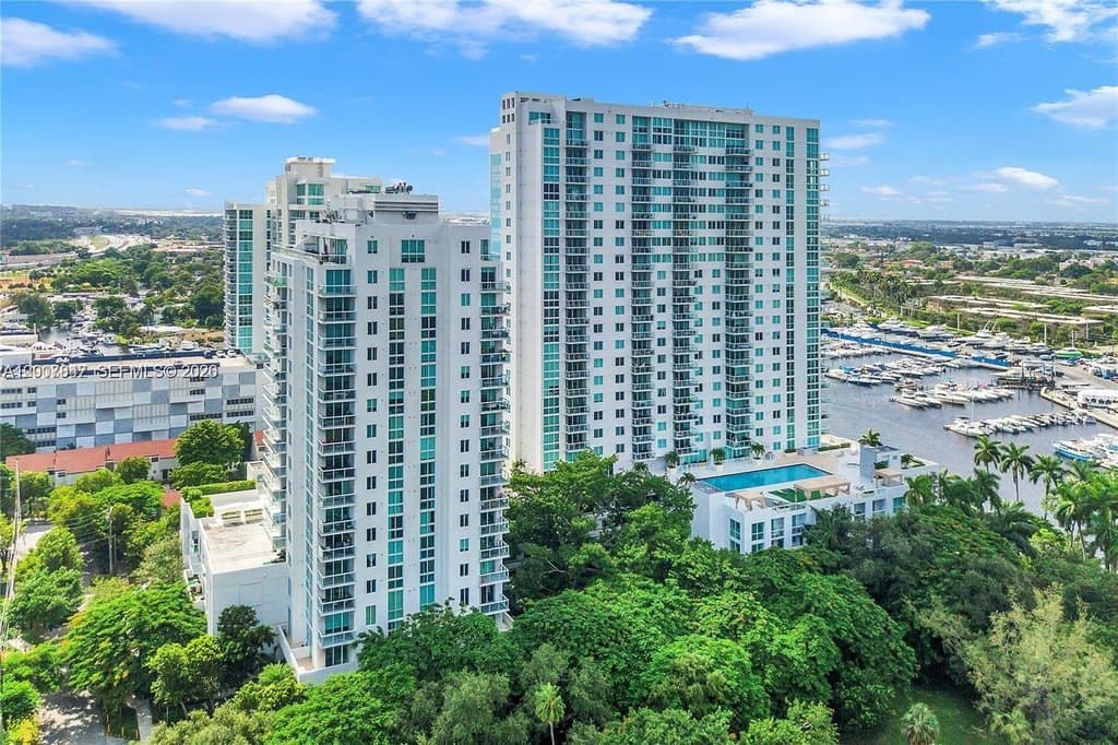 1871 NW S River Dr Unit 802