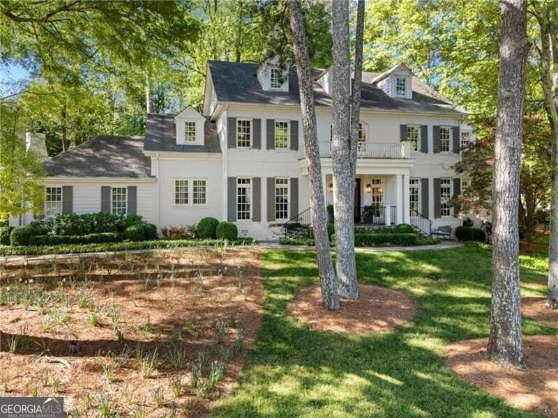 2591 Hyde Manor Dr NW, Atlanta