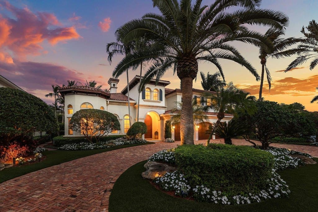 2386 W Maya Palm Dr, Boca Raton