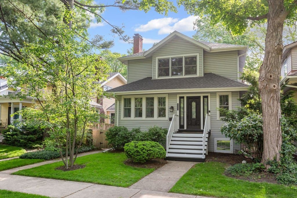 2323 Grey Ave, Evanston
