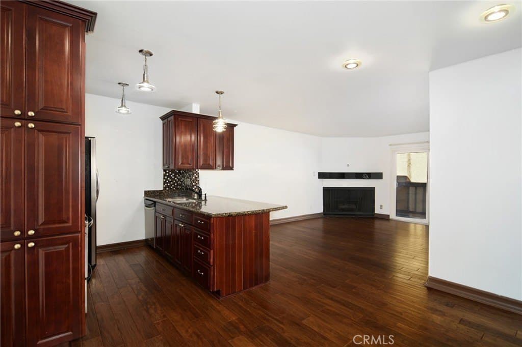 355 S Madison Ave Unit 310, Pasadena