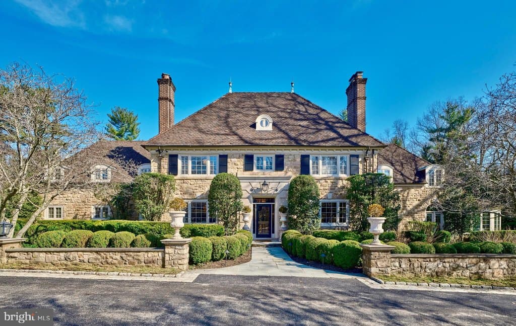 1241 Ridgewood Rd, Bryn Mawr