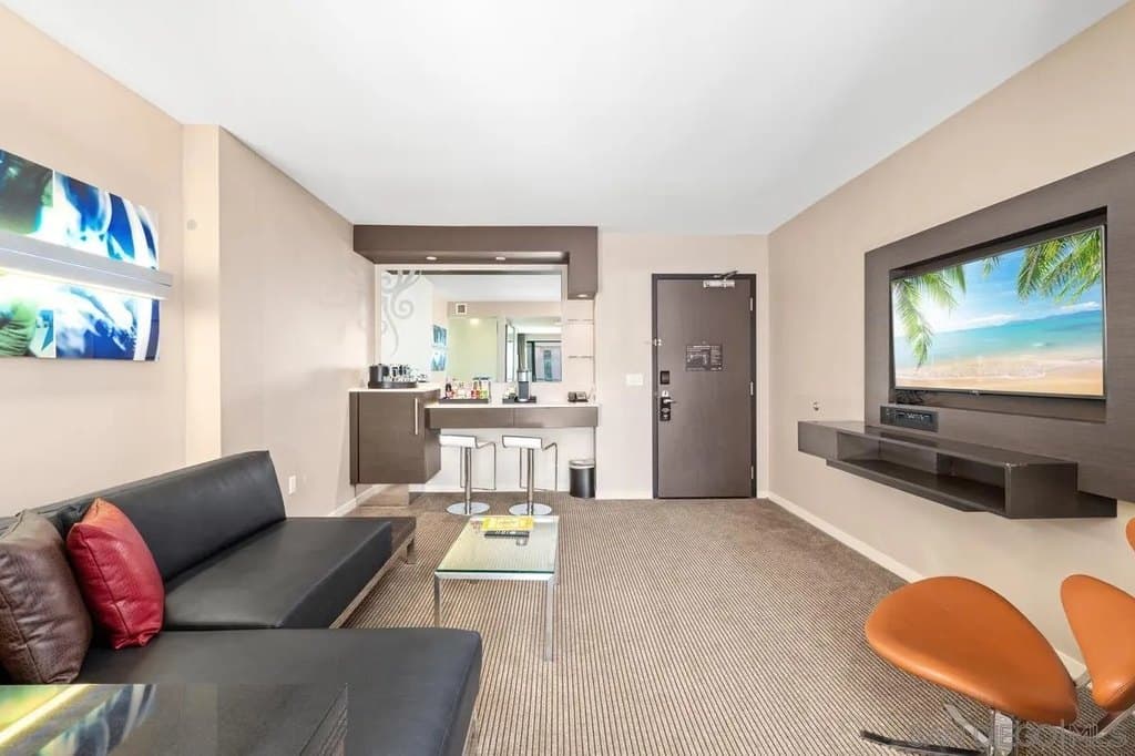 207 5th Ave Unit 1043, San Diego