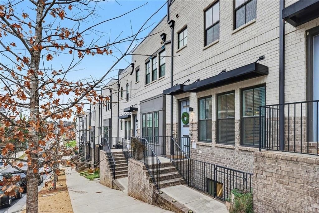 1327 Fairmont Ave NW