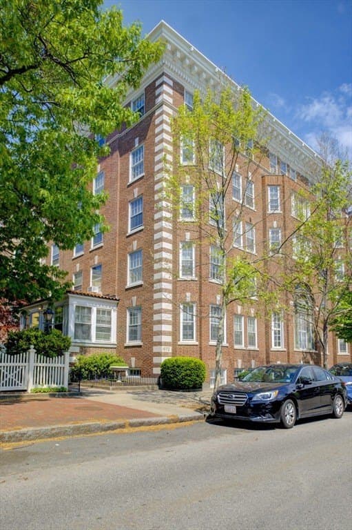 1572 Massachusetts Ave Apt 41, Cambridge