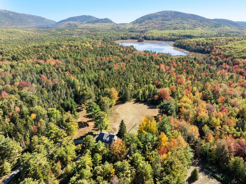 742 Eagle Lake Rd, Bar Harbor