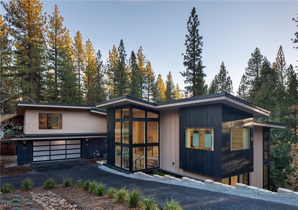 727 Kelly Dr, Incline Village