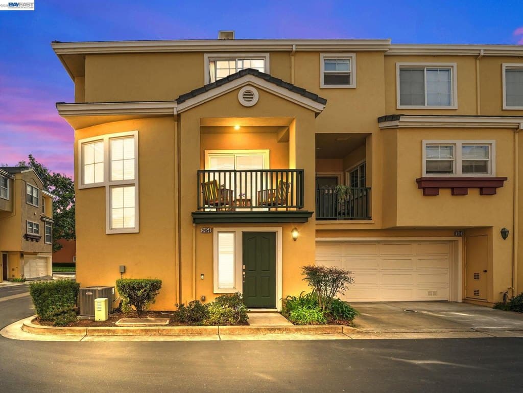 3454 Dayton Cmn, Fremont