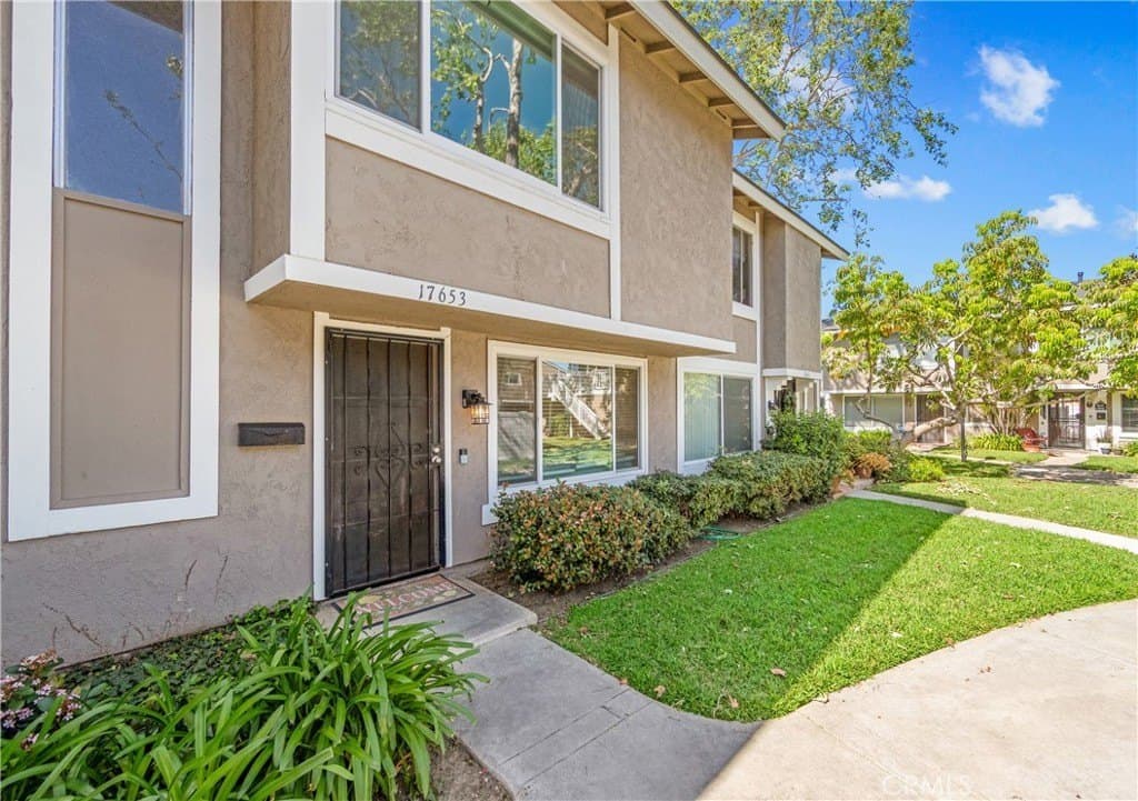 17653 Brittany Ln Unit 91, Huntington Beach