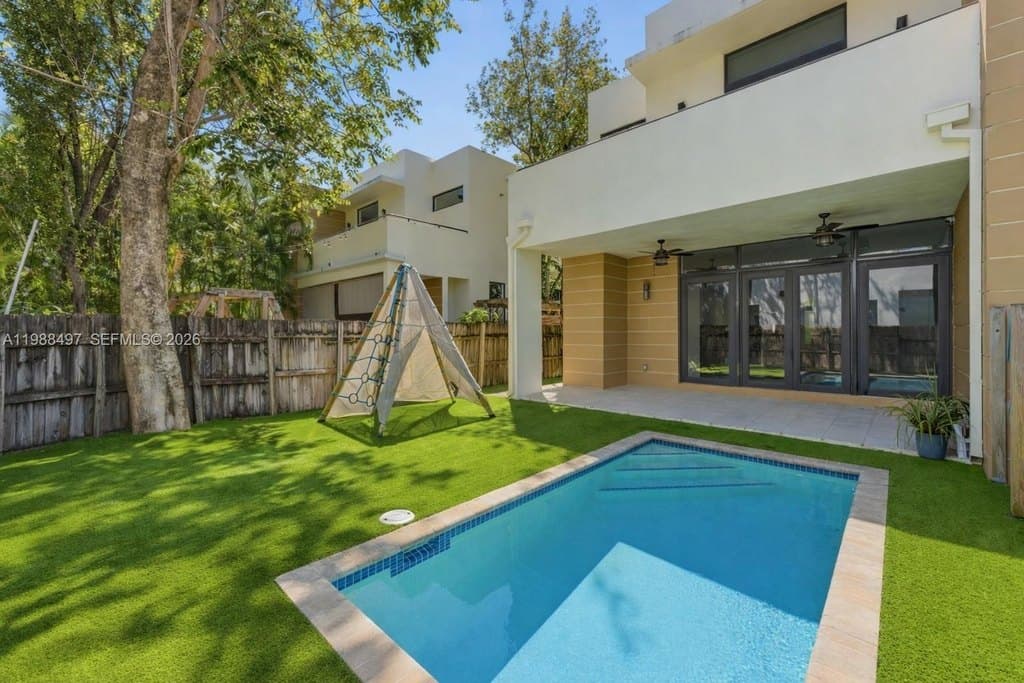 3407 Day Ave Unit 3407