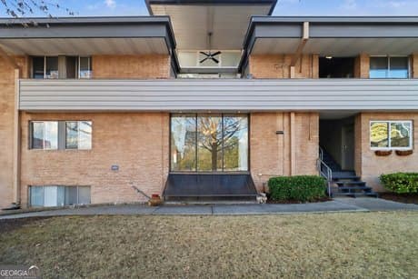 4300 Roswell Rd NE Unit 4303