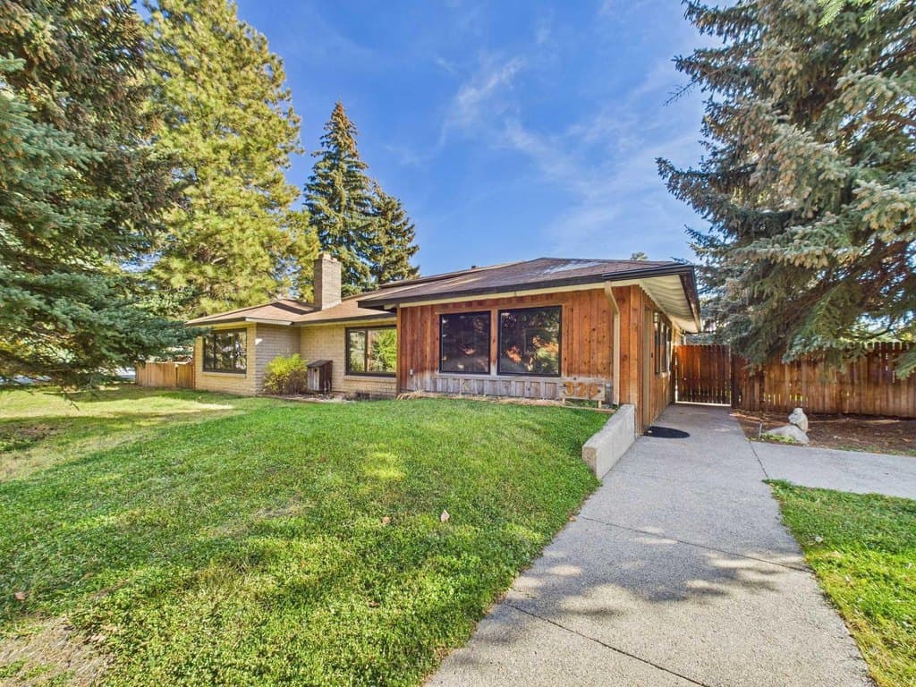 320 E Pine St, Hailey