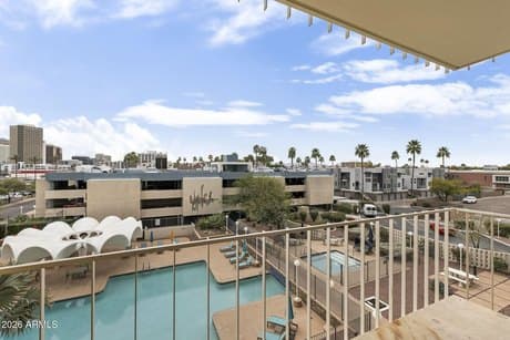 207 W Clarendon Ave Unit 3H