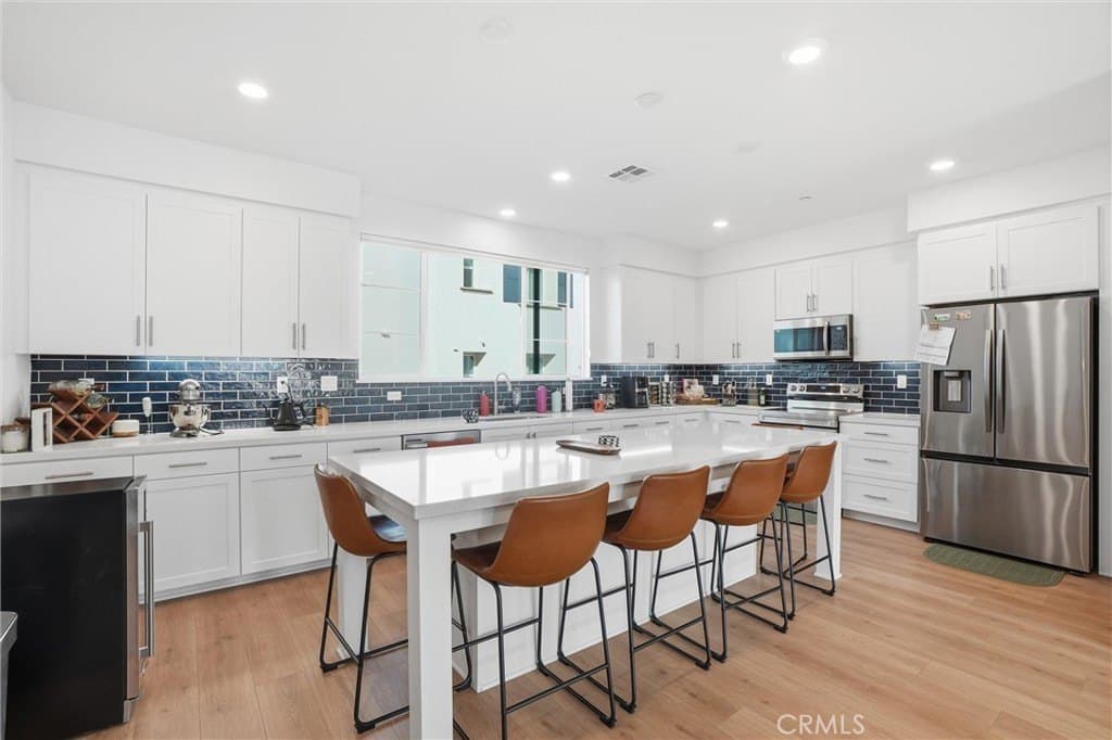 3667 Elm Ave, Long Beach