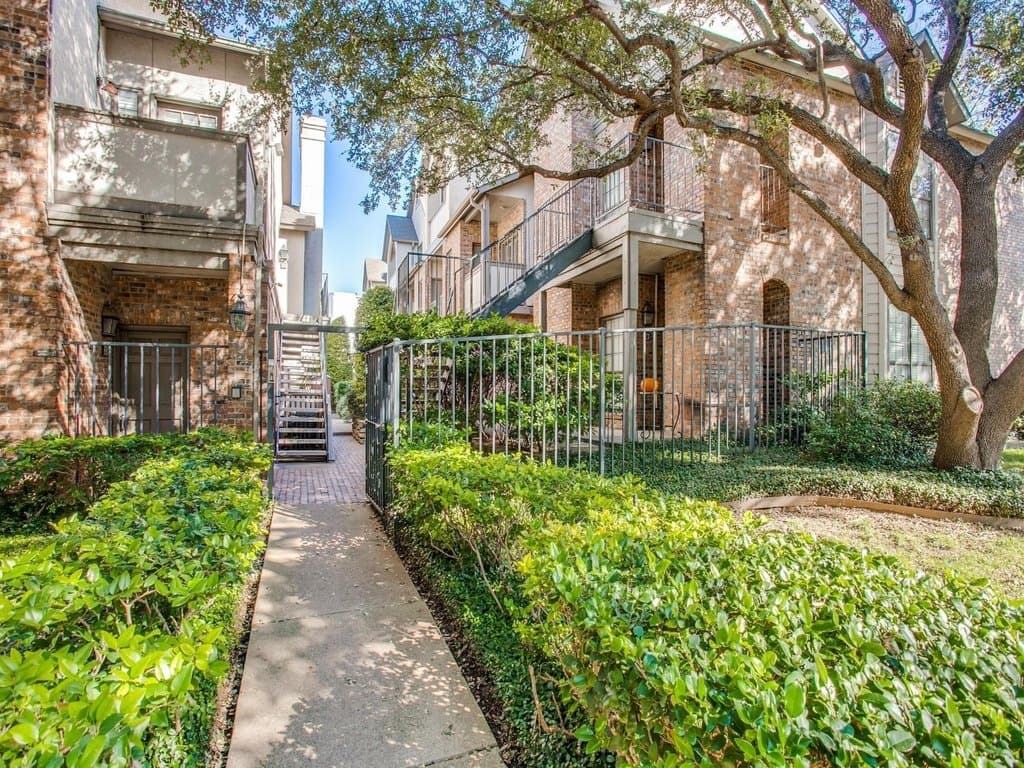 4102 Buena Vista St Unit 10, Dallas