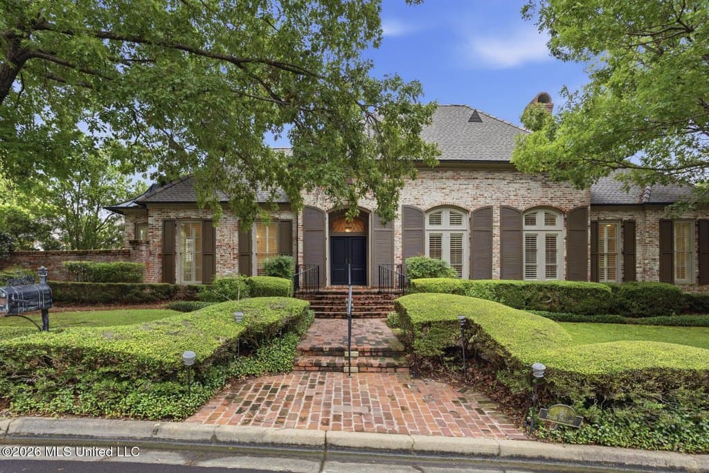 6 Pecan Hollow Dr
