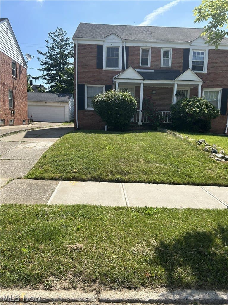 3381 Colwyn Rd, Shaker Heights