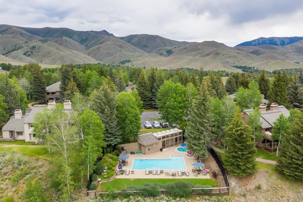 4015 Bluff Condo Dr, Sun Valley