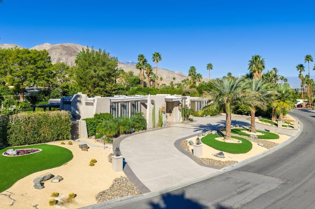 72776 Joshua Tree St, Palm Desert
