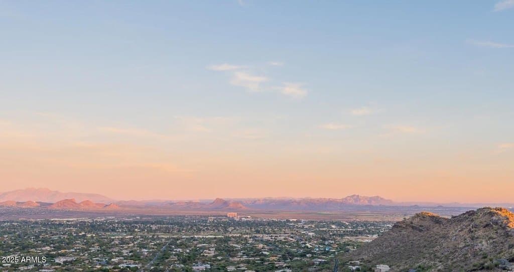 5680 E Cheney Dr Unit 13, Paradise Valley