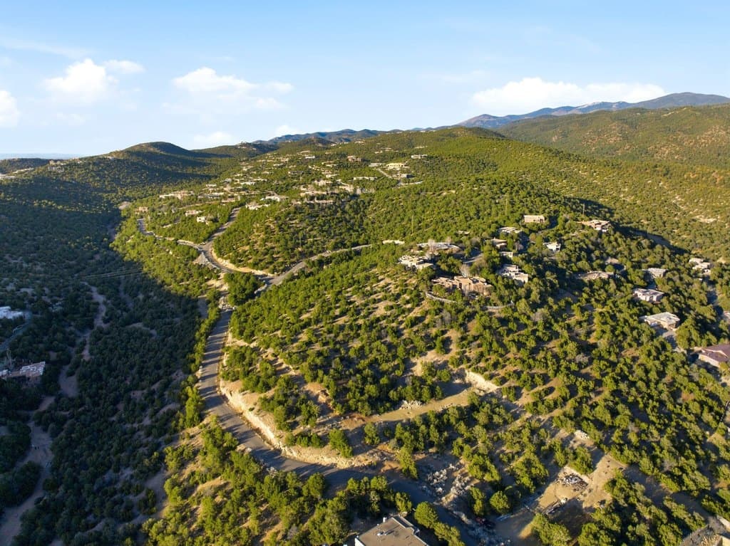 724 Paseo De Florencio, Santa Fe