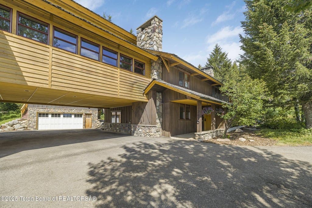 3470 W McCollister Dr, Teton Village